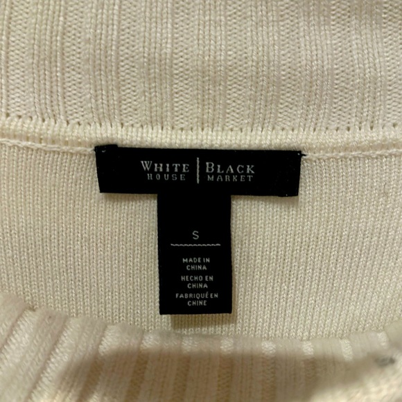 White House Black Market Scoop neck - Picture 6 of 6